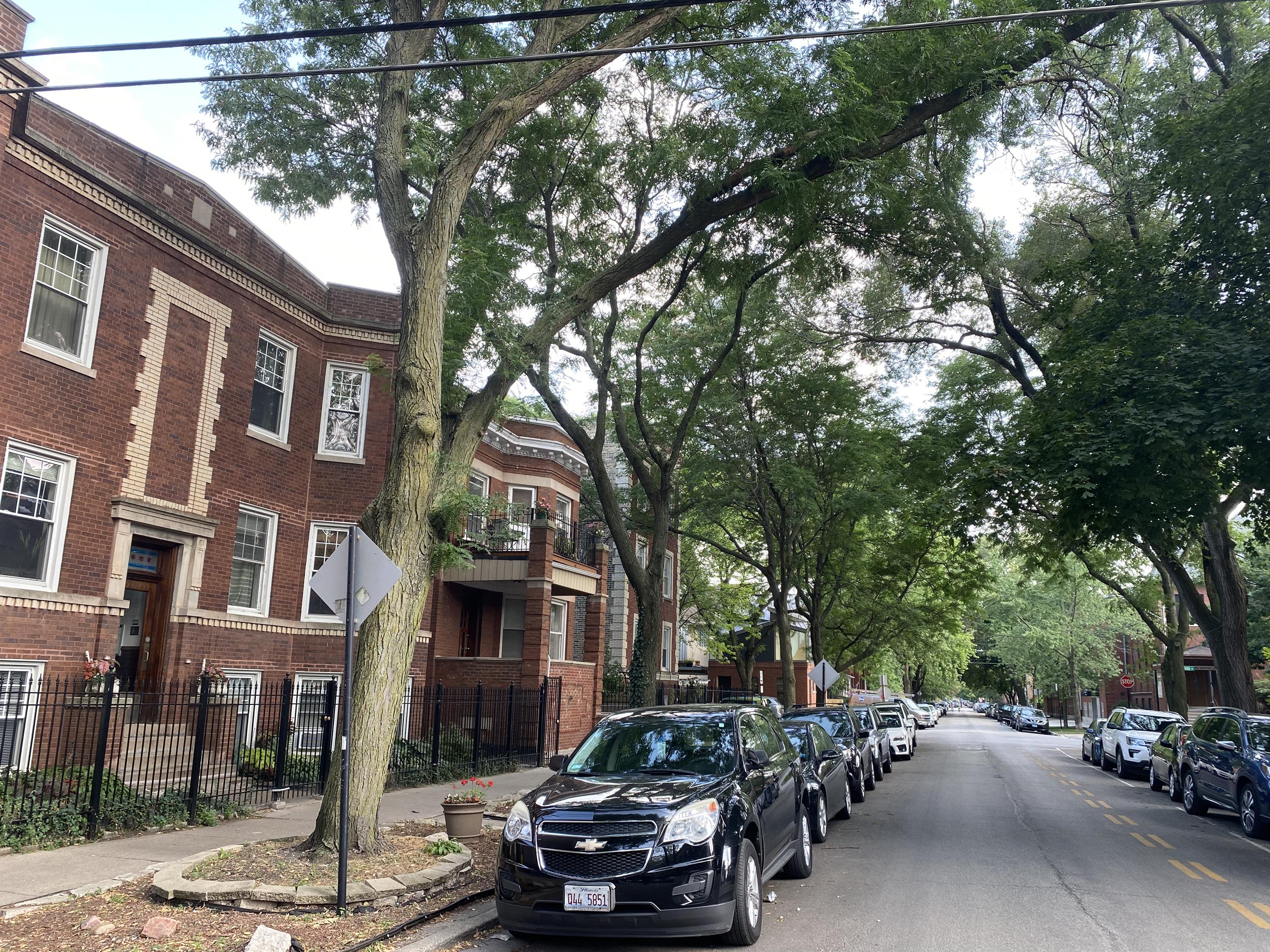 5711 North Glenwood Avenue - G North