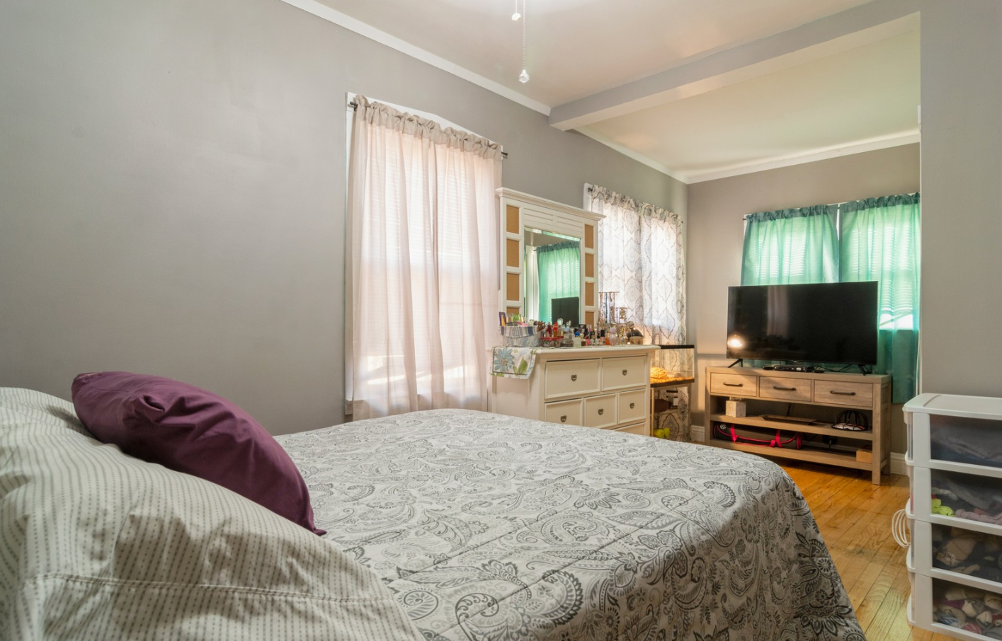 Property thumbnail image